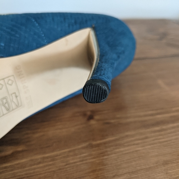 Call it Spring High Heel Shoes Pumps Textured Blue - Picture 11 of 14